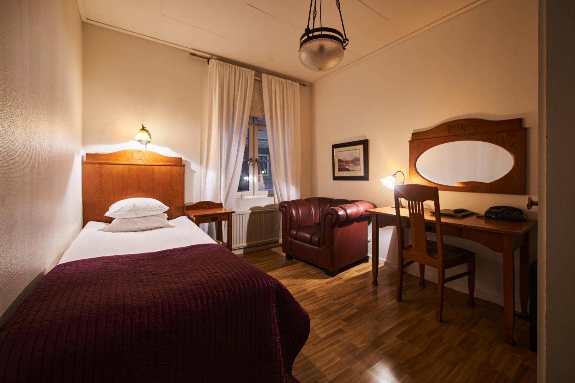 Hotell Laeckoe Lidkoping Exterior photo