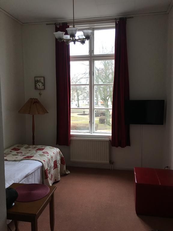 Hotell Laeckoe Lidkoping Exterior photo