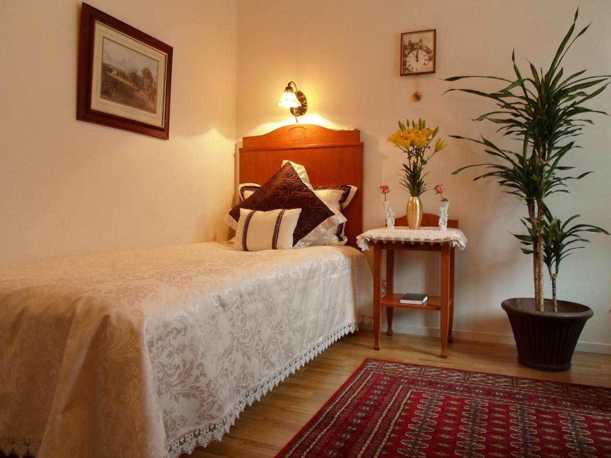 Hotell Laeckoe Lidkoping Room photo